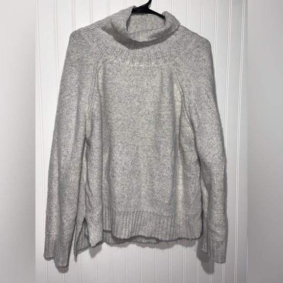 Gilli Sweaters - Gilli Cozy Gray Women's Sweater| Size Medium